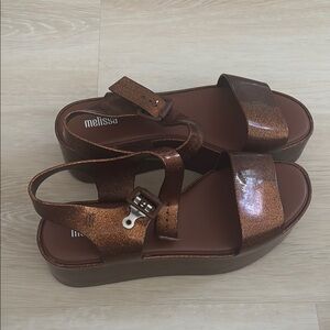 Melissa Mar Platform